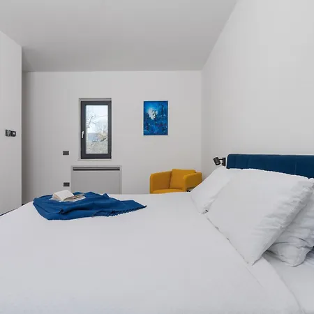 New Luxury Themis Istria Private Heated Pool *